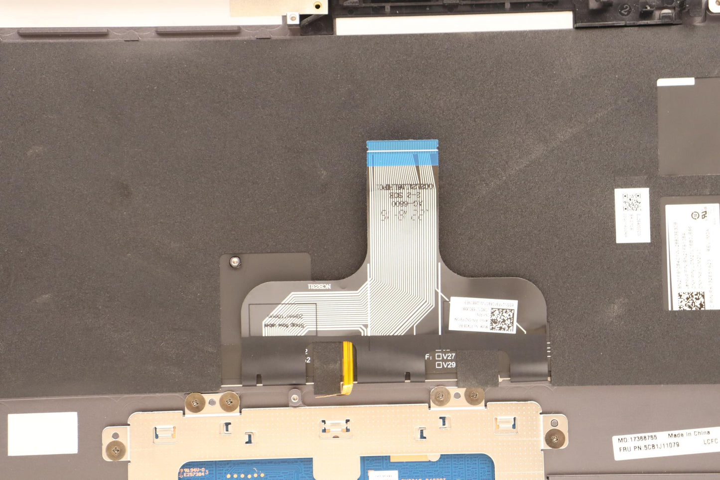 Lenovo Cover Upper Case Asmbel L82Qf - 5CB1J11079
