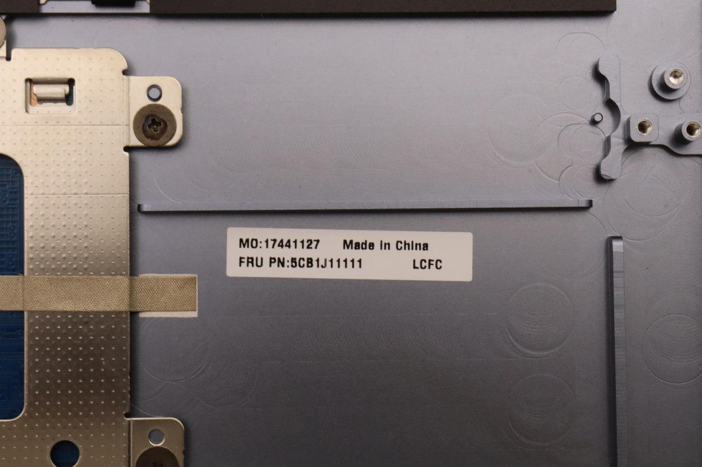 Lenovo Cover Upper Case Asmbel L82Qf - 5CB1J11111