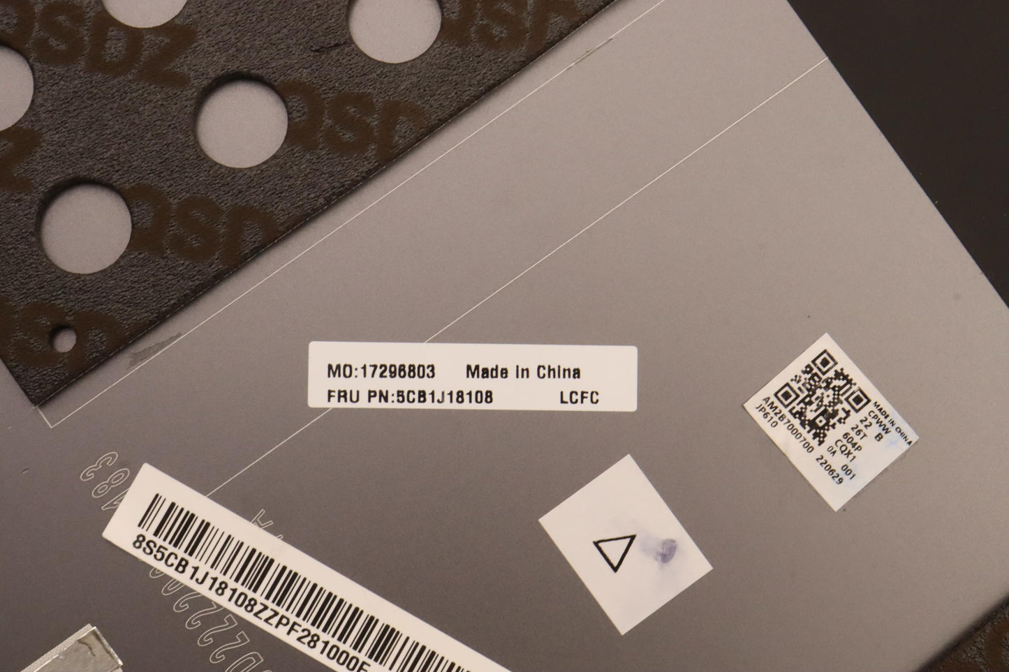 Lenovo LCD Cover Assembly - 5CB1J18108