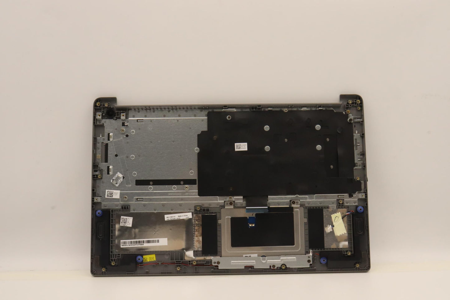 Lenovo Cover Upper Case Asmtc L82V7 N - 5CB1J19737