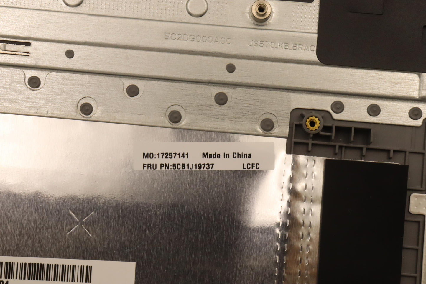 Lenovo Cover Upper Case Asmtc L82V7 N - 5CB1J19737