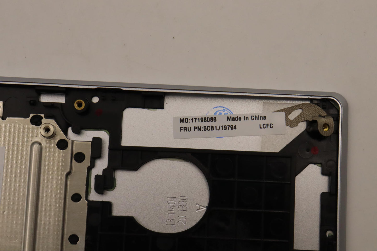 Lenovo Cover Upper Case Asmeng L82Ut - 5CB1J19794