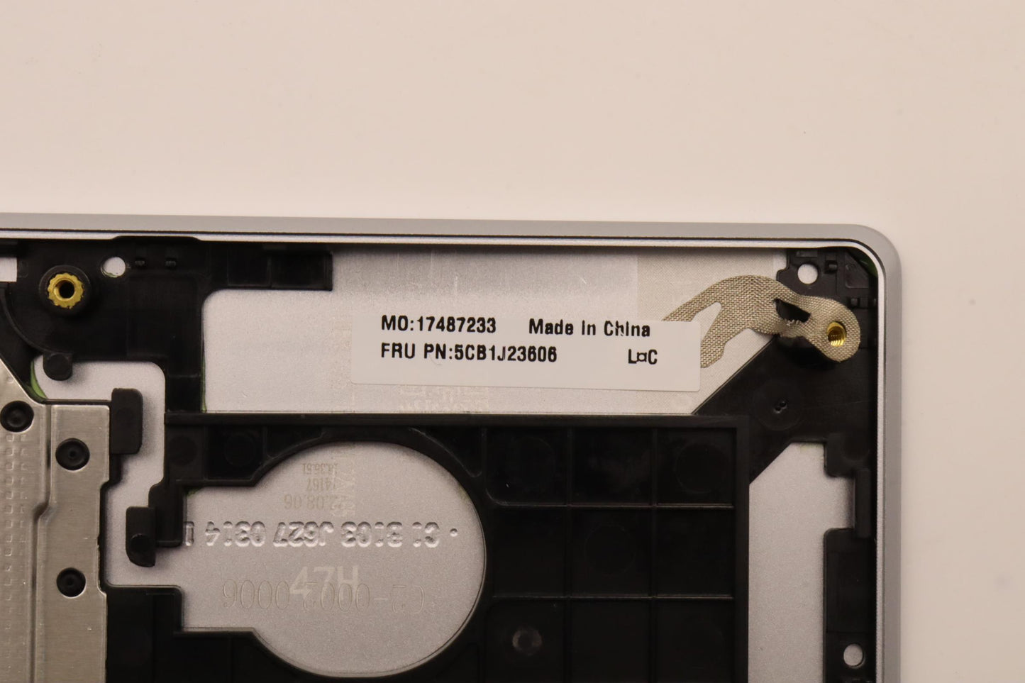Lenovo Cover Upper Case Asmnordic L82 - 5CB1J23606