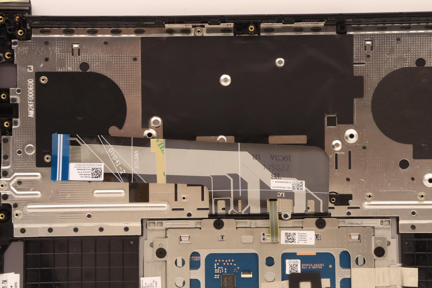 Lenovo Cover Upper Case Asmsws L82Ut - 5CB1J23681