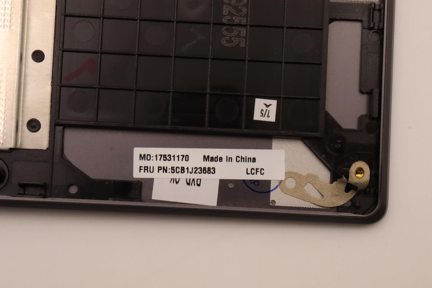 Lenovo Cover Upper Case Asmtc L82Ut S - 5CB1J23683