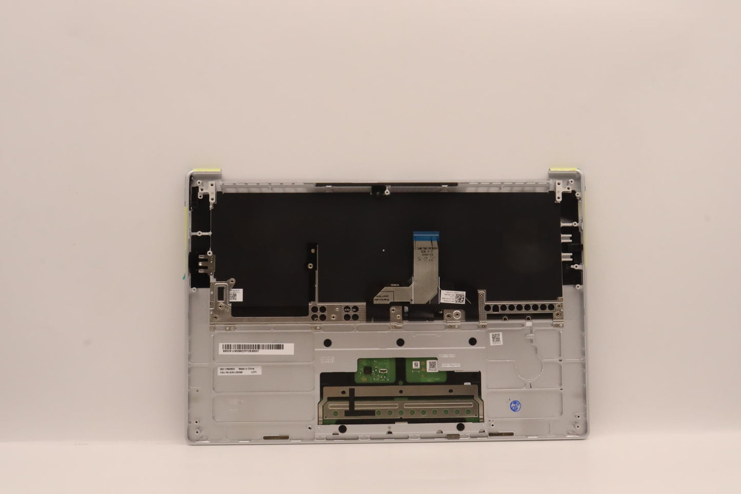 Lenovo Cover Upper Case Asmbull82Tkug - 5CB1J30298