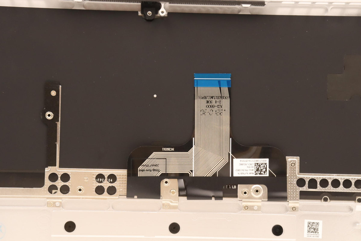 Lenovo Cover Upper Case Asmita L82Tku - 5CB1J30311