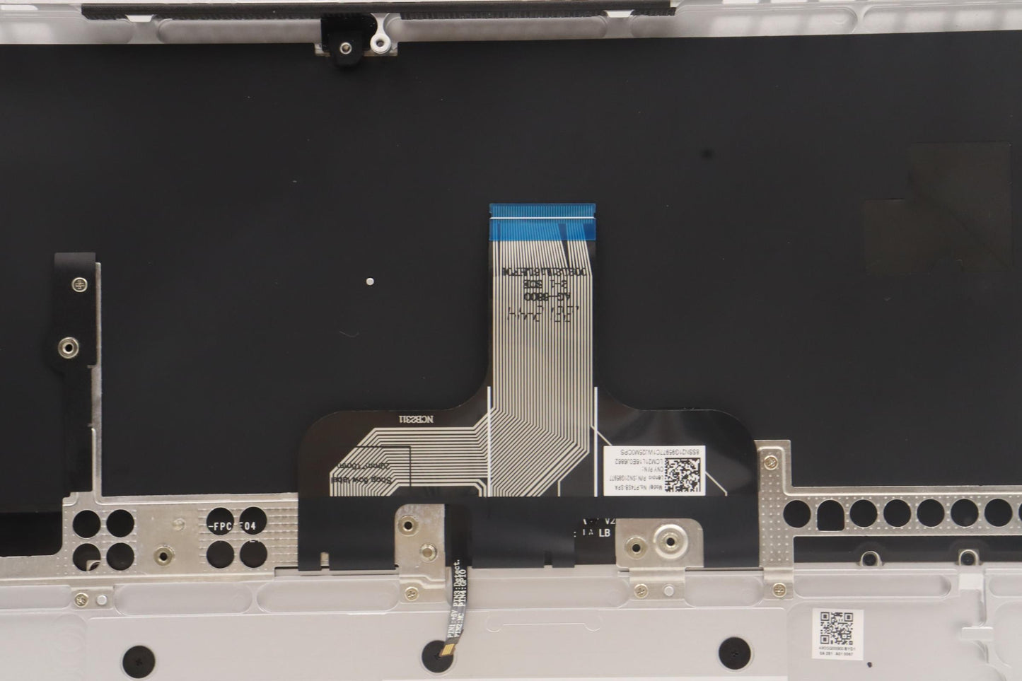 Lenovo Cover Upper Case Asmspal82Tkug - 5CB1J30319