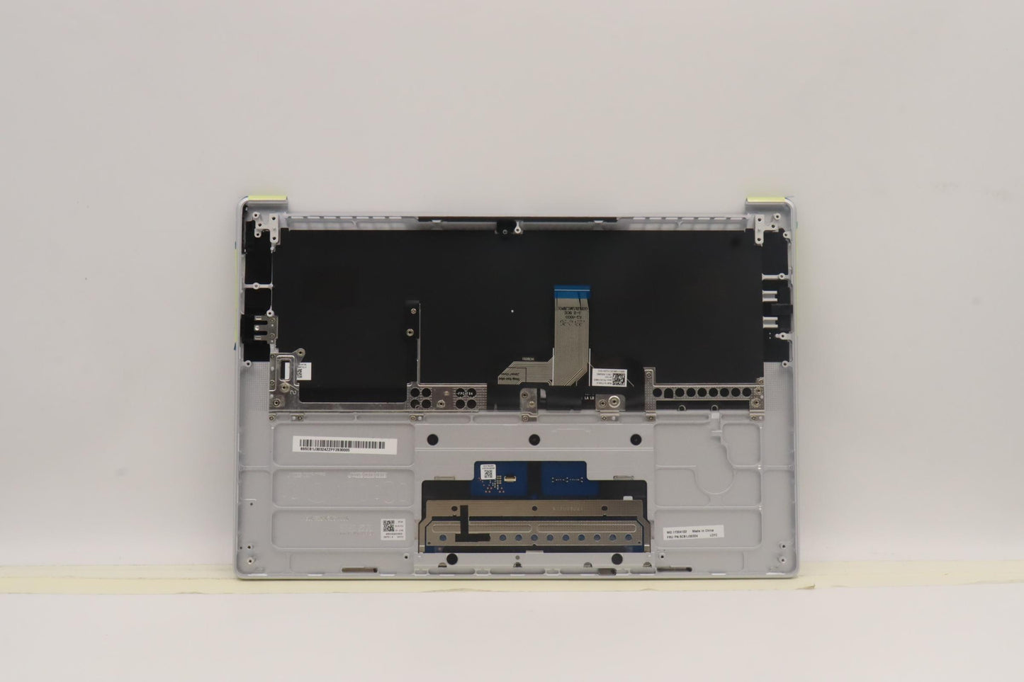 Lenovo Cover Upper Case Asmuke L82Tku - 5CB1J30324