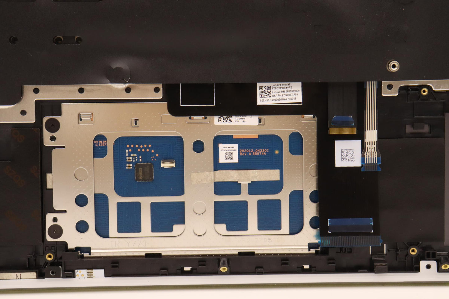 Lenovo Cover Upper Case Asmhbw L82Uh - 5CB1J30864