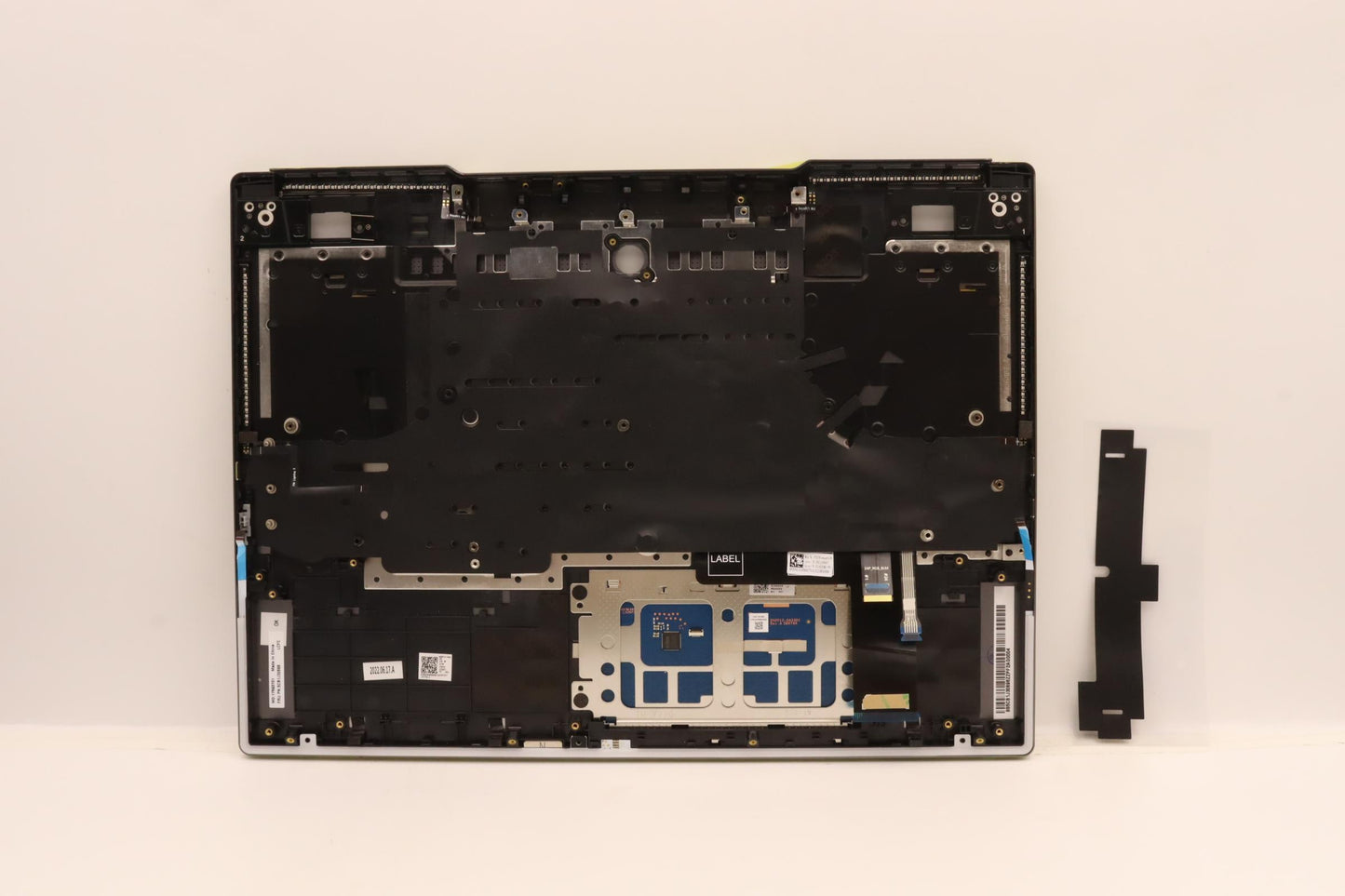 Lenovo Cover Upper Case Asmpor L82Uh - 5CB1J30896
