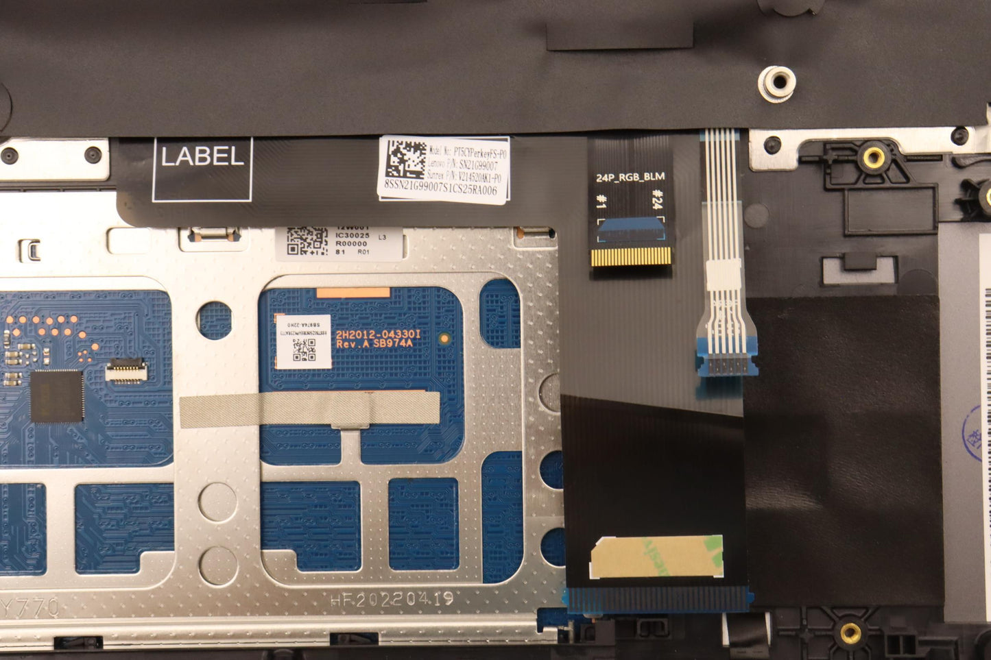 Lenovo Cover Upper Case Asmpor L82Uh - 5CB1J30896