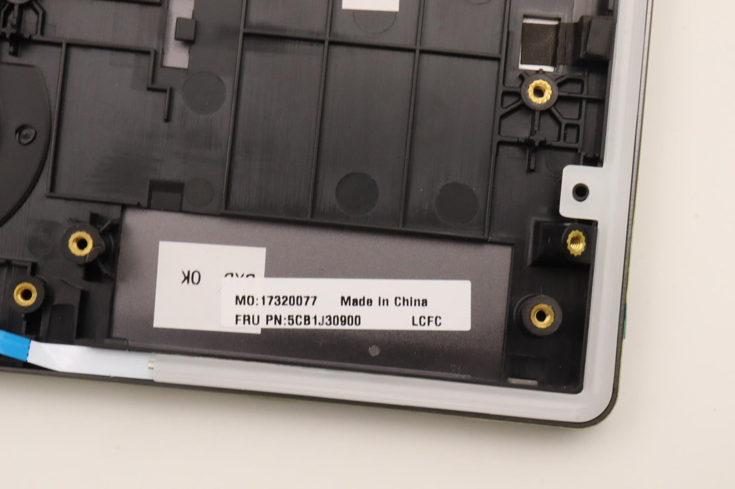 Lenovo Cover Upper Case Asmsws L82Uh - 5CB1J30900