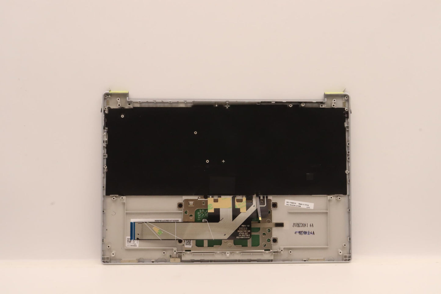 Lenovo Cover Upper Case Asmnordic L82 - 5CB1J31336