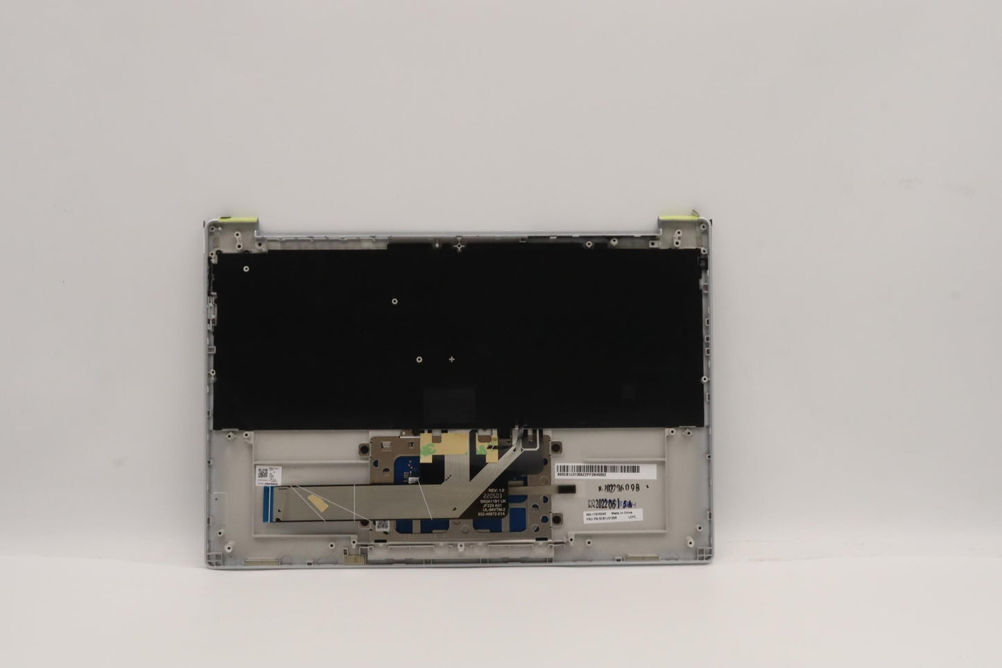 Lenovo Cover Upper Case Asmger L82U9 - 5CB1J31358