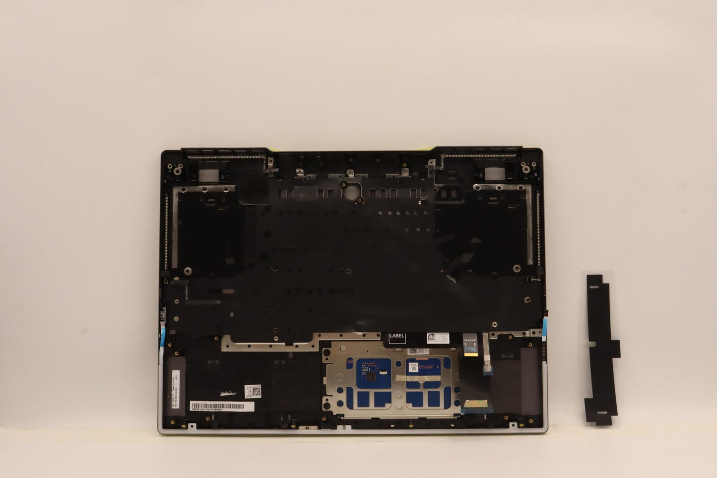 Lenovo Cover Upper Case Asmbul L82Td - 5CB1J31415