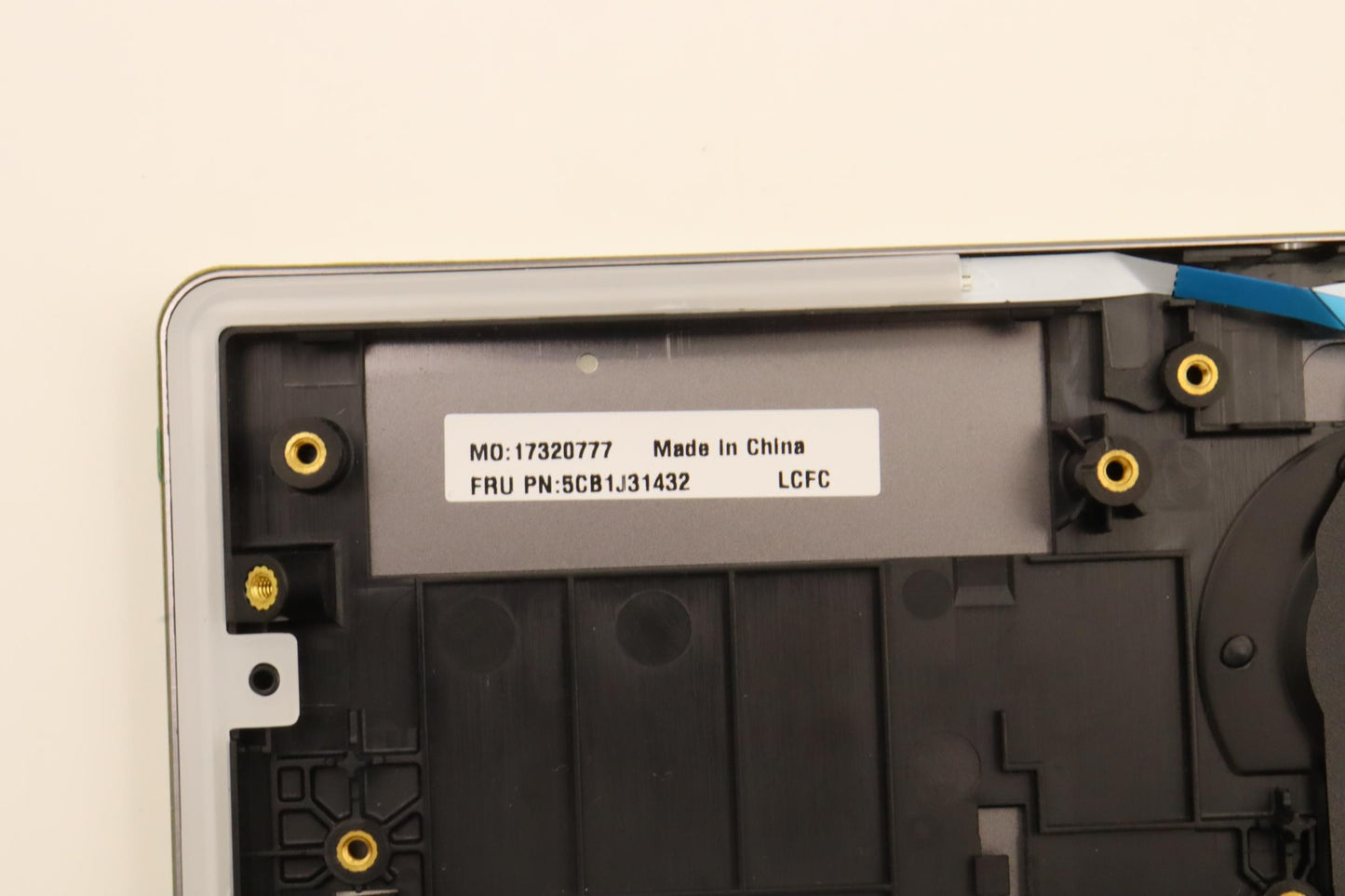 Lenovo Cover Upper Case Asmnordic L82 - 5CB1J31432