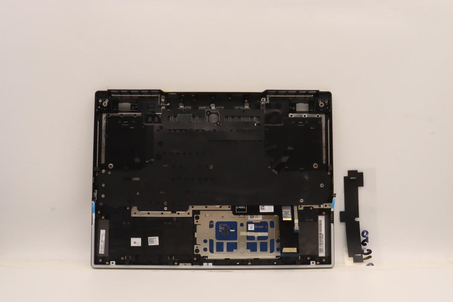 Lenovo Cover Upper Case Asmtur L82Td - 5CB1J31440