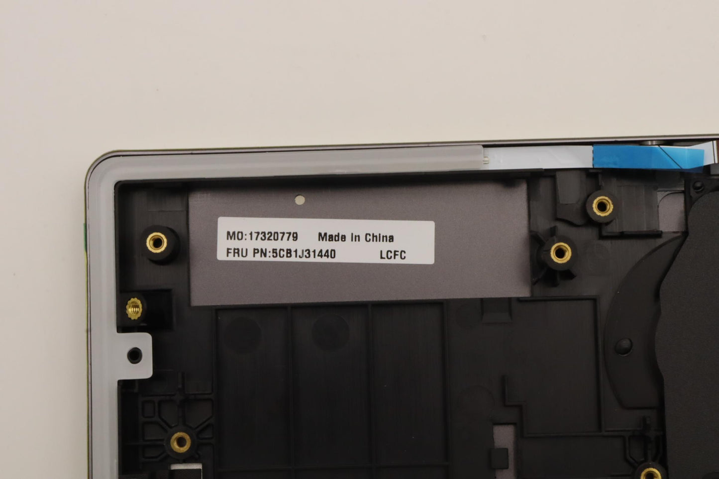 Lenovo Cover Upper Case Asmtur L82Td - 5CB1J31440