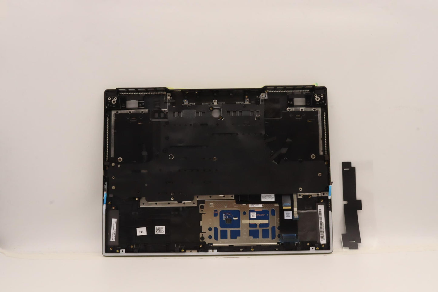 Lenovo Cover Upper Case Asmuke L82Td - 5CB1J31441
