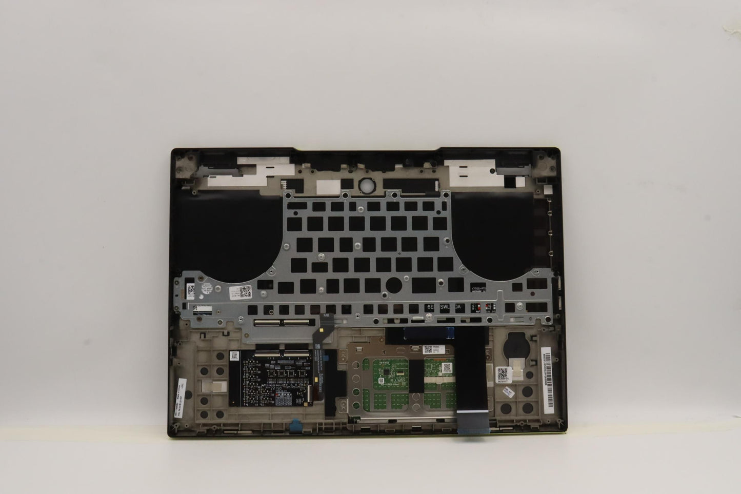 Lenovo Cover Upper Case Asmeng L82Ug - 5CB1J31457