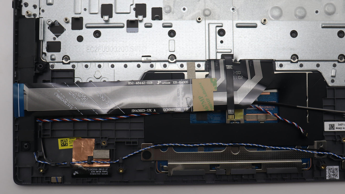 Lenovo Cover Upper Case Asmbel L82T5 - 5CB1J35787