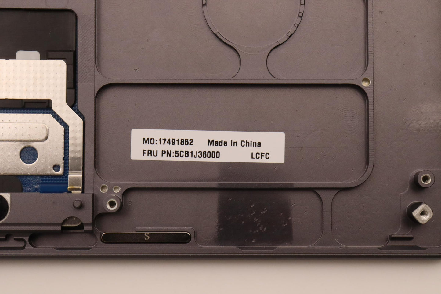 Lenovo Cover Upper Case Asmbel L82Tl - 5CB1J36000