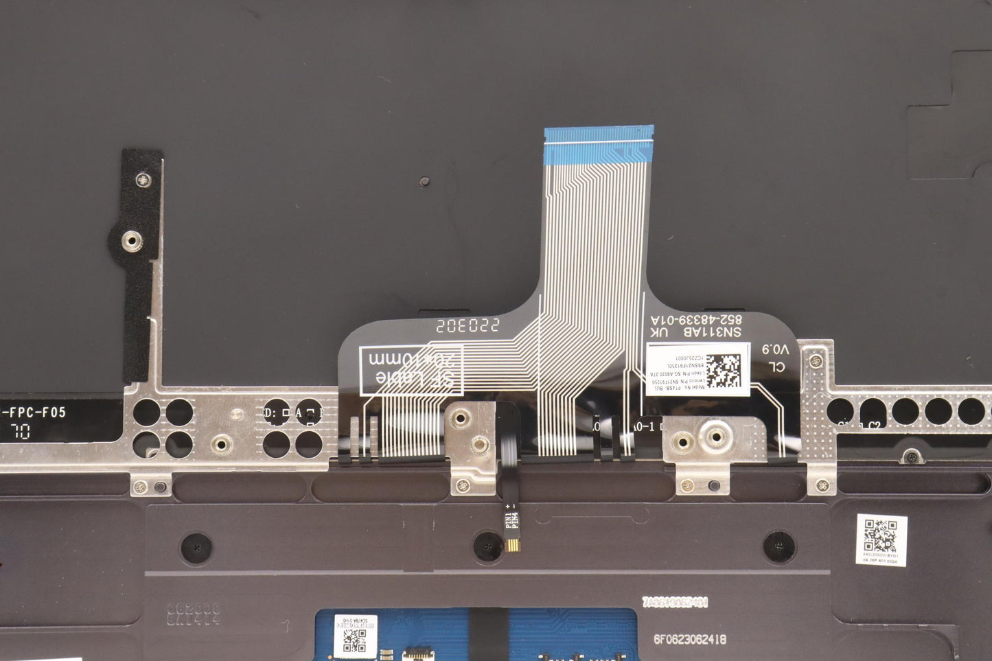 Lenovo Cover Upper Case Asmbul L82Tl - 5CB1J36002