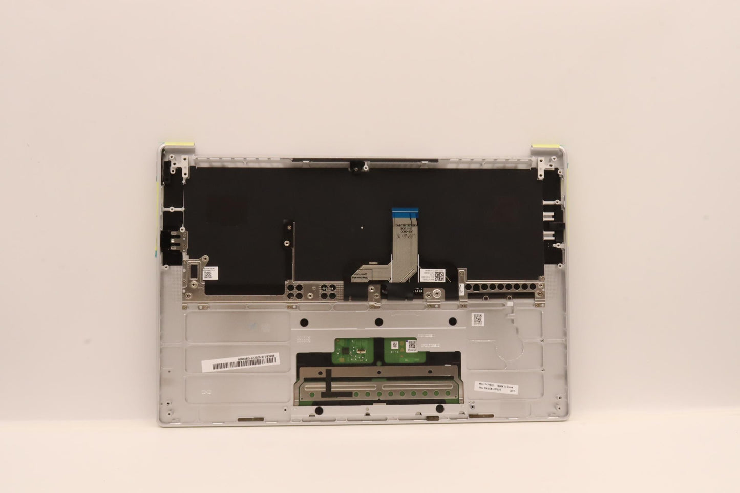 Lenovo Cover Upper Case Asmbel L82Tku - 5CB1J37025