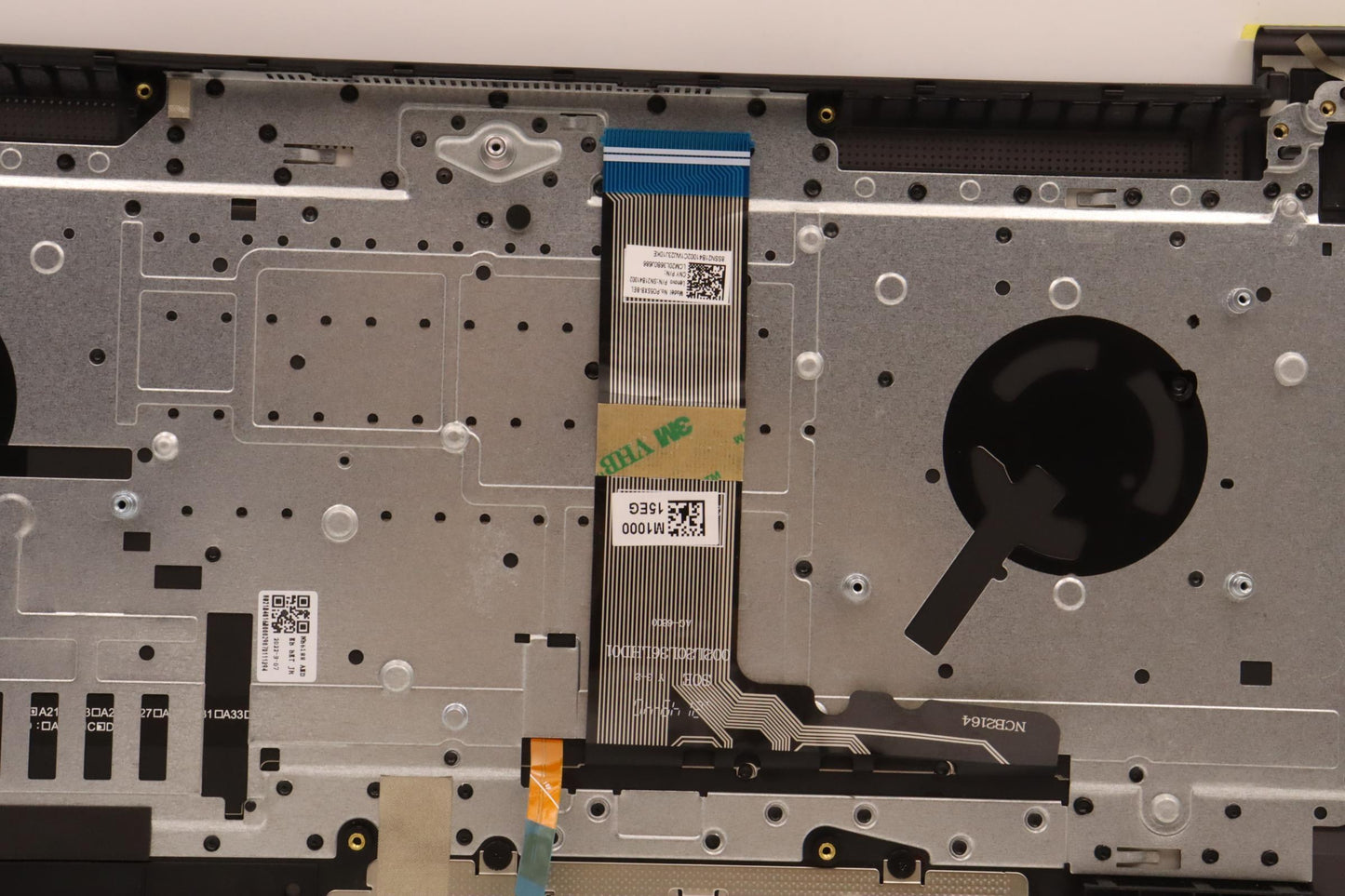 Lenovo Cover Upper Case Asmbel H 82Uw - 5CB1J38399