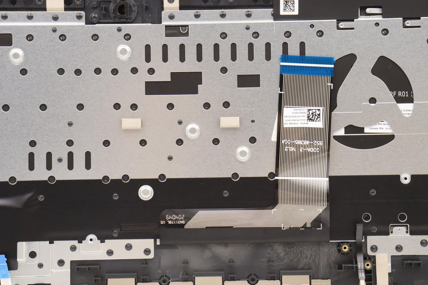 Lenovo Cover Upper Case Asmkor C 82Sc - 5CB1J38466