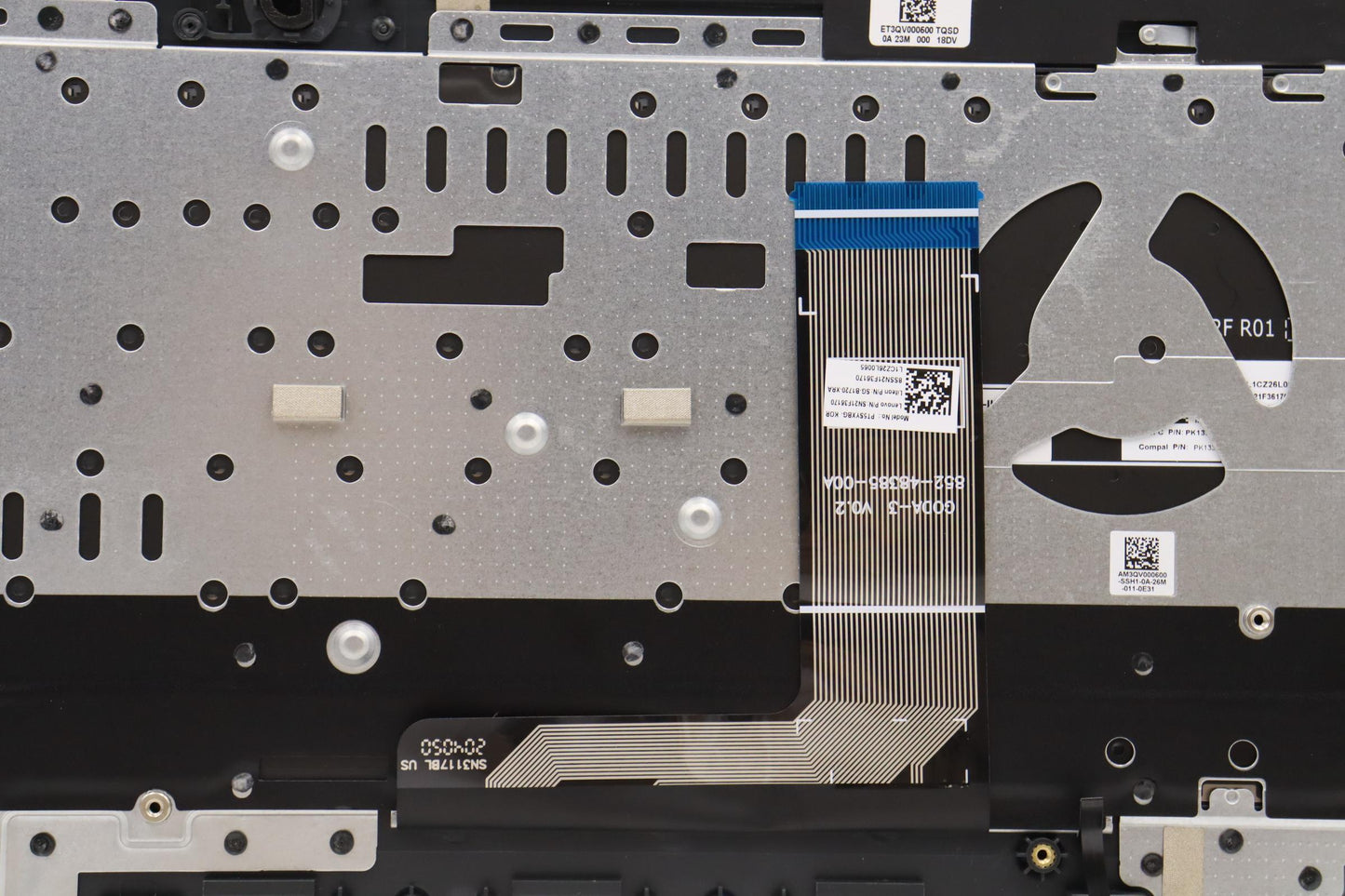Lenovo Cover Upper Case Asmkor C 82Sb - 5CB1J38974