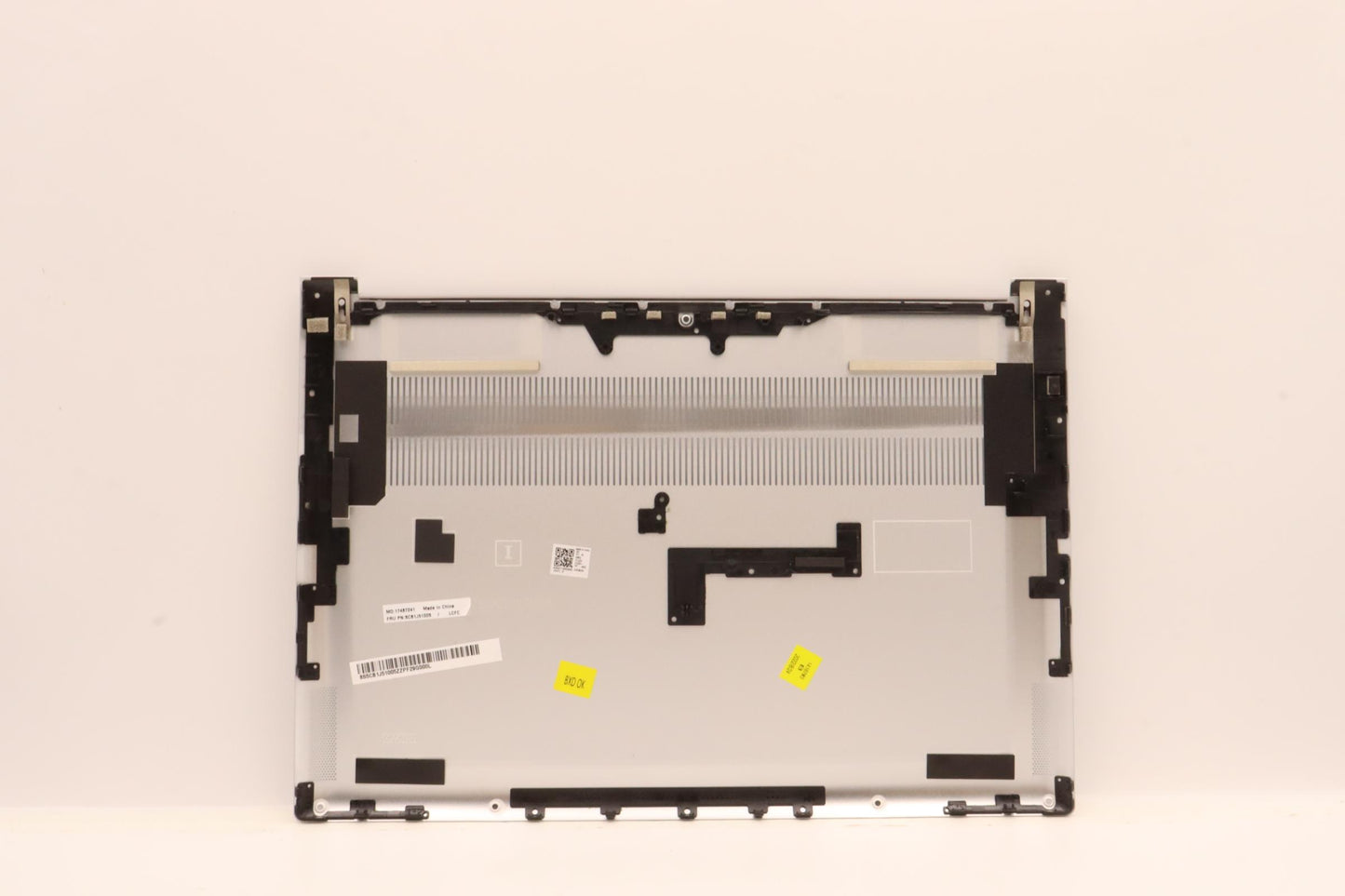 Lenovo Cover Lower Case L 82Uu Cg - 5CB1J51005