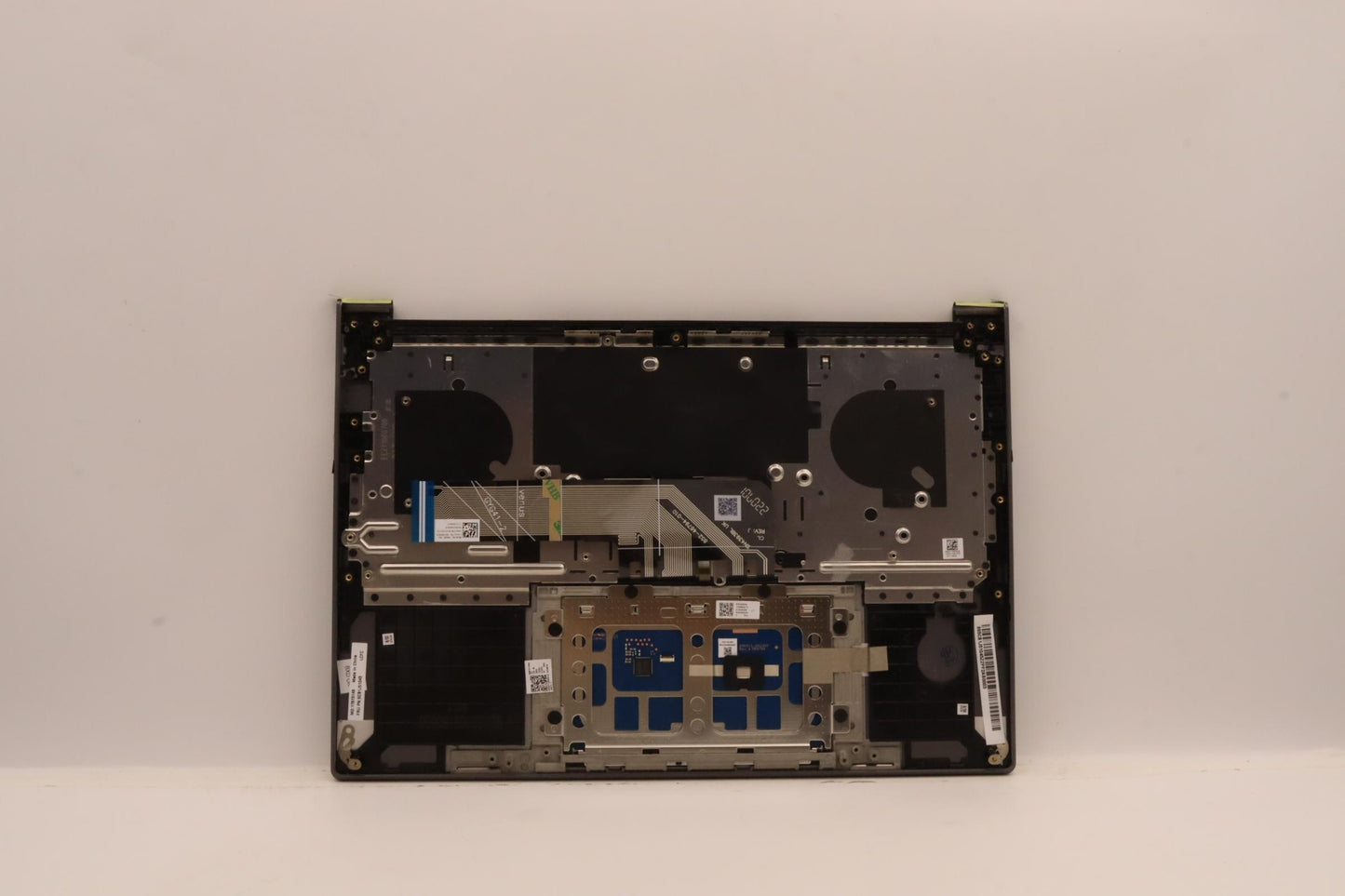 Lenovo Cover Upper Case Asmbul L82Uu - 5CB1J51045