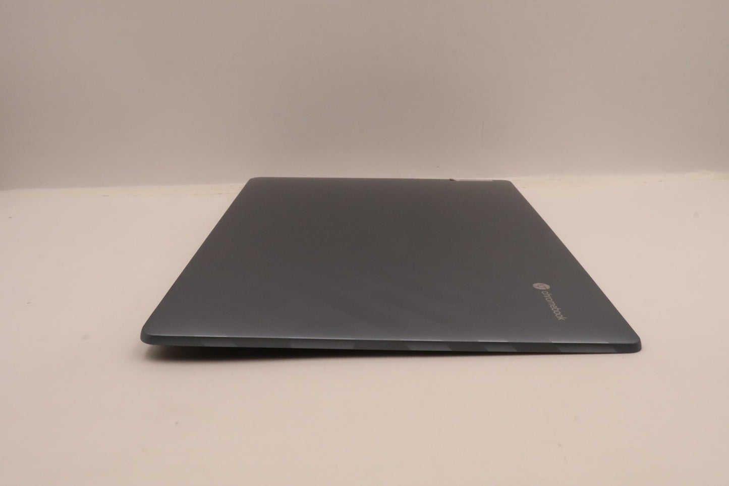 Lenovo Cover Cover L 82V8 Lcd Cover B - 5CB1J51075