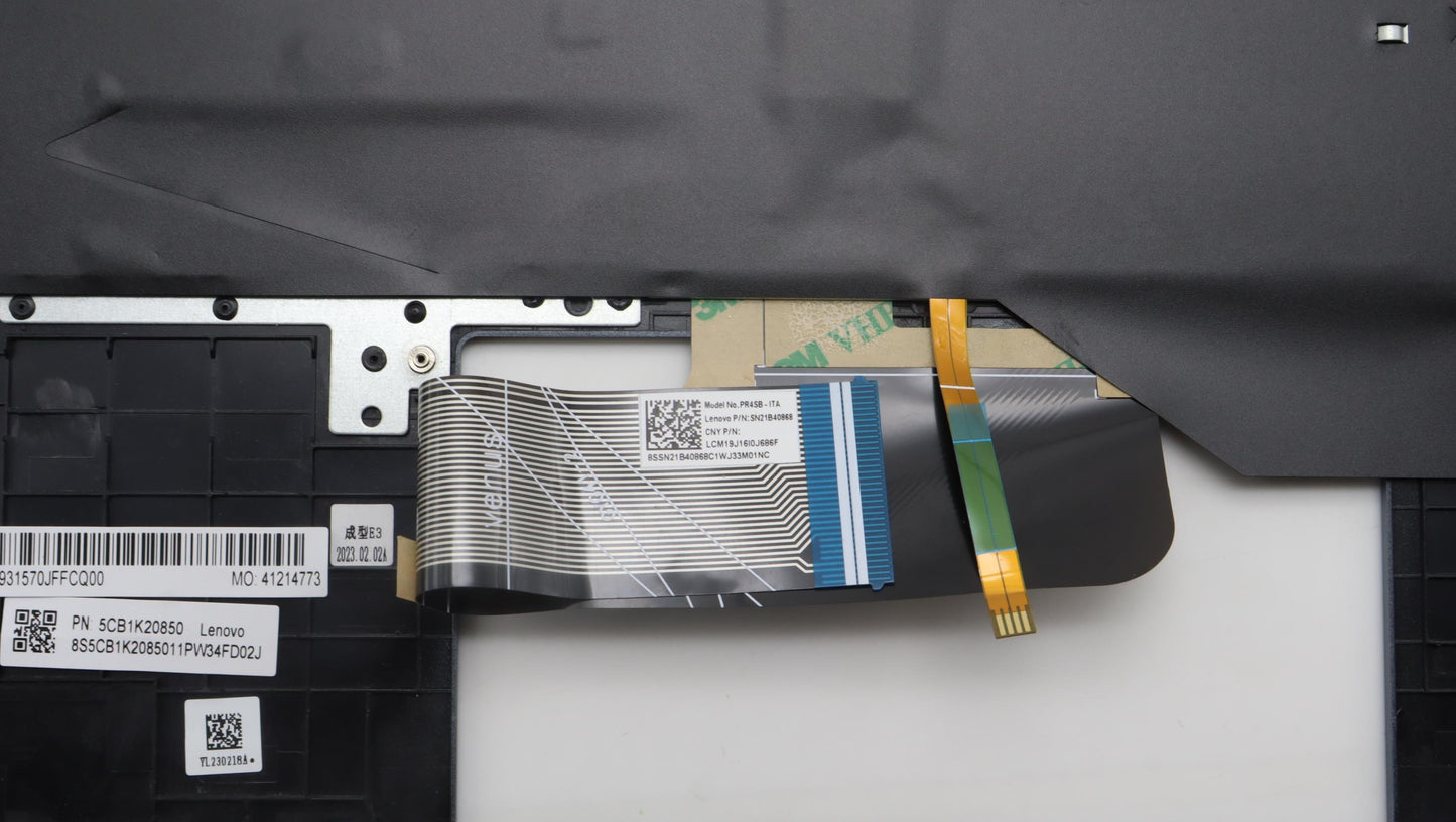 Lenovo Cover Upper Case Assembly Ita - 5CB1K20850