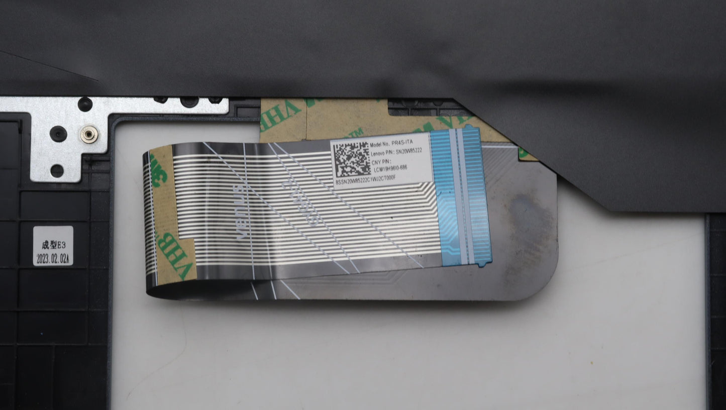 Lenovo Cover Upper Case Assembly Ita - 5CB1K20881