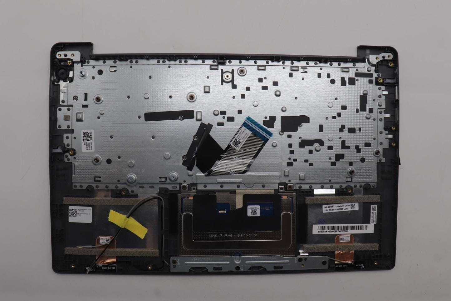 Lenovo Cover Upper Case Assembly Ukr - 5CB1K82796