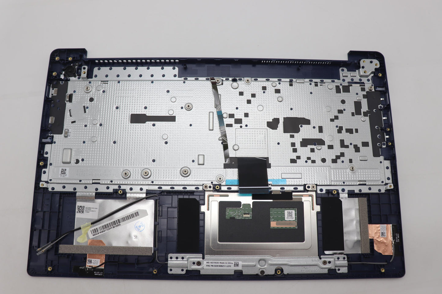 Lenovo Cover Upper Case Assembly Ita - 5CB1K95211