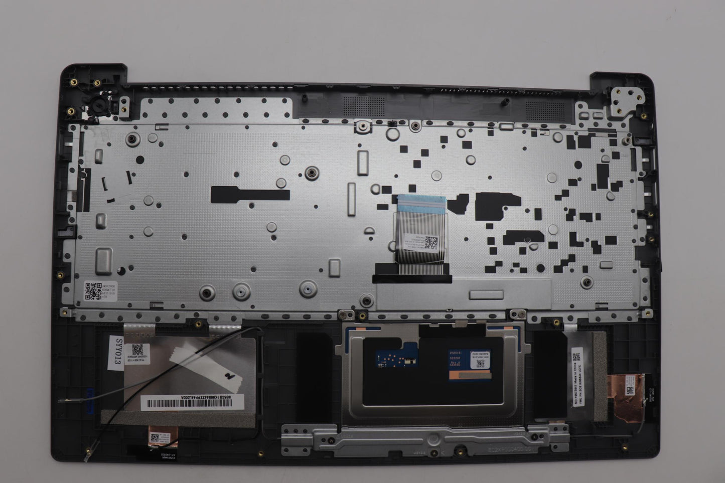 Lenovo Cover Upper Case Assembly Ukr - 5CB1K96844
