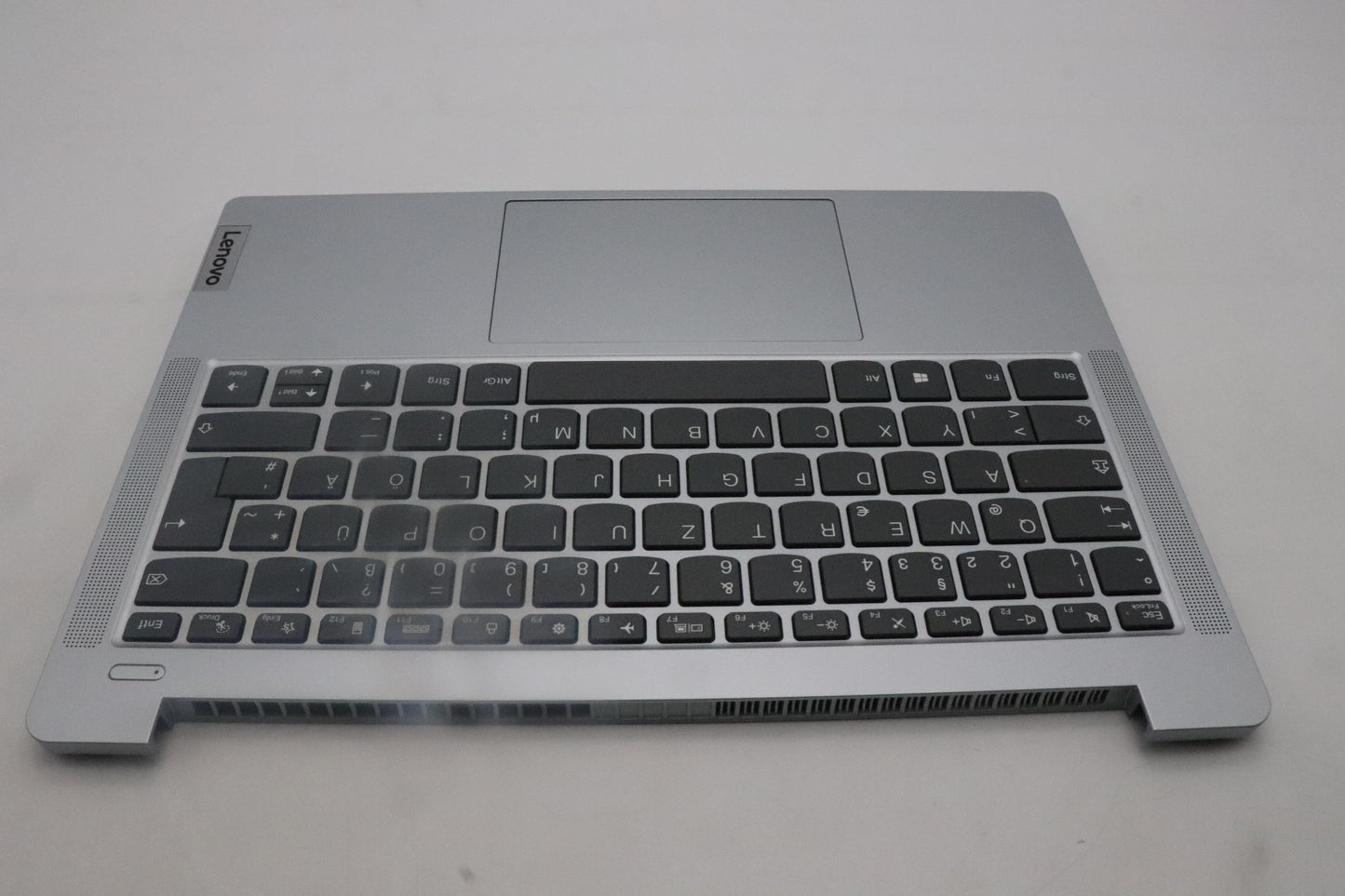 Lenovo Cover Uppercase_Ger C82Xd Nfp - 5CB1L10918