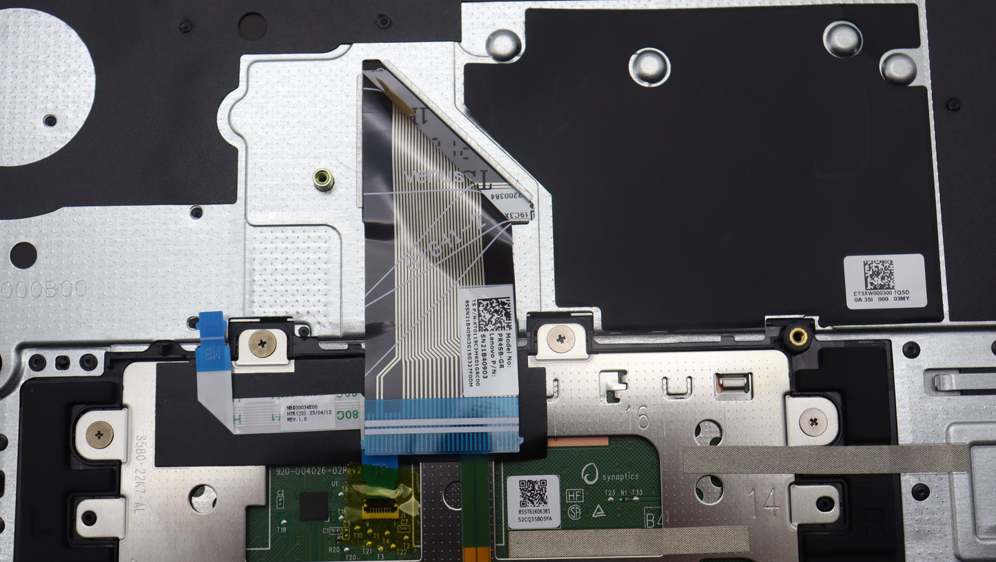 Lenovo Cover Uppercase_Ger C82Xd Nfp - 5CB1L11177
