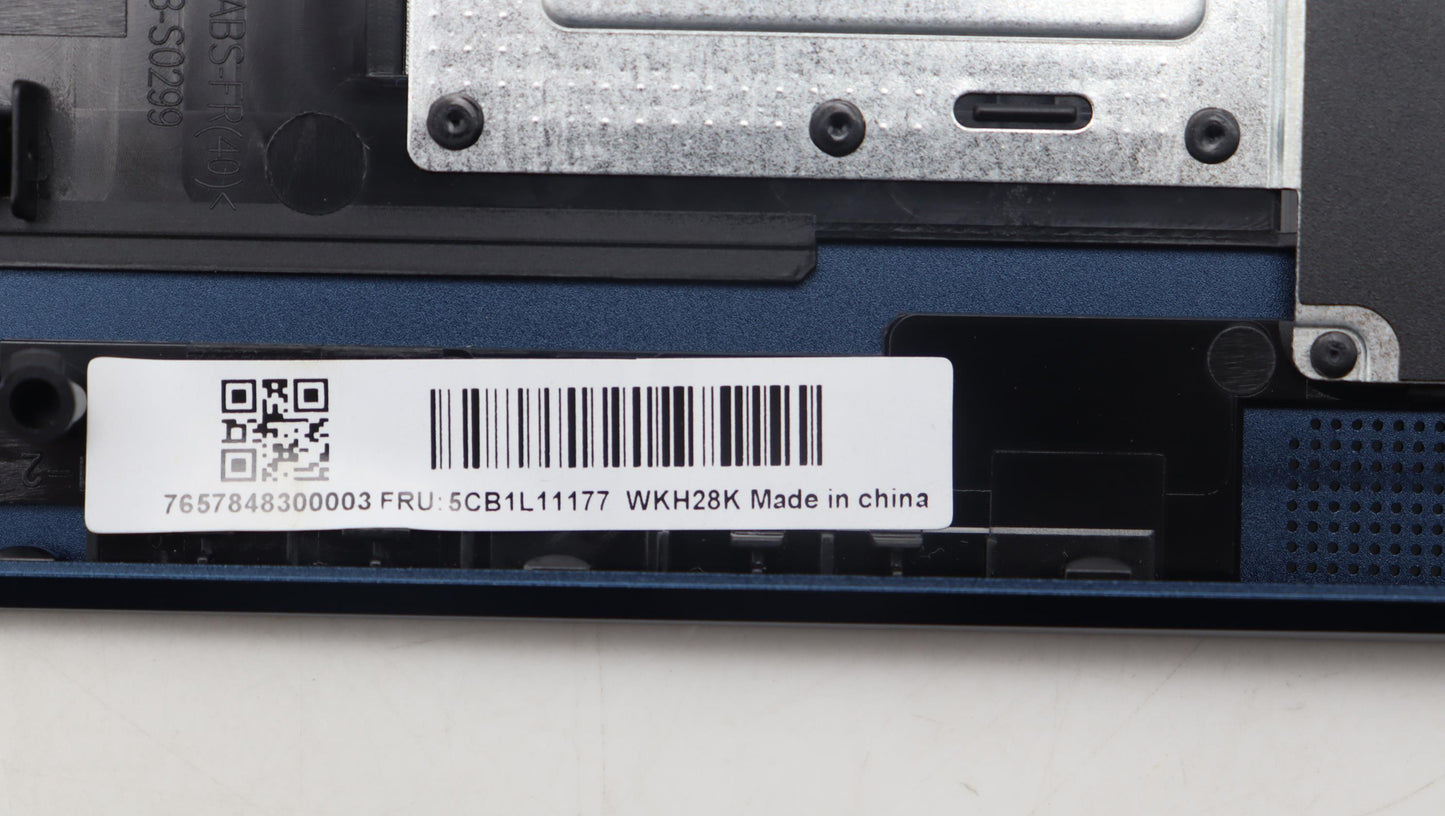 Lenovo Cover Uppercase_Ger C82Xd Nfp - 5CB1L11177