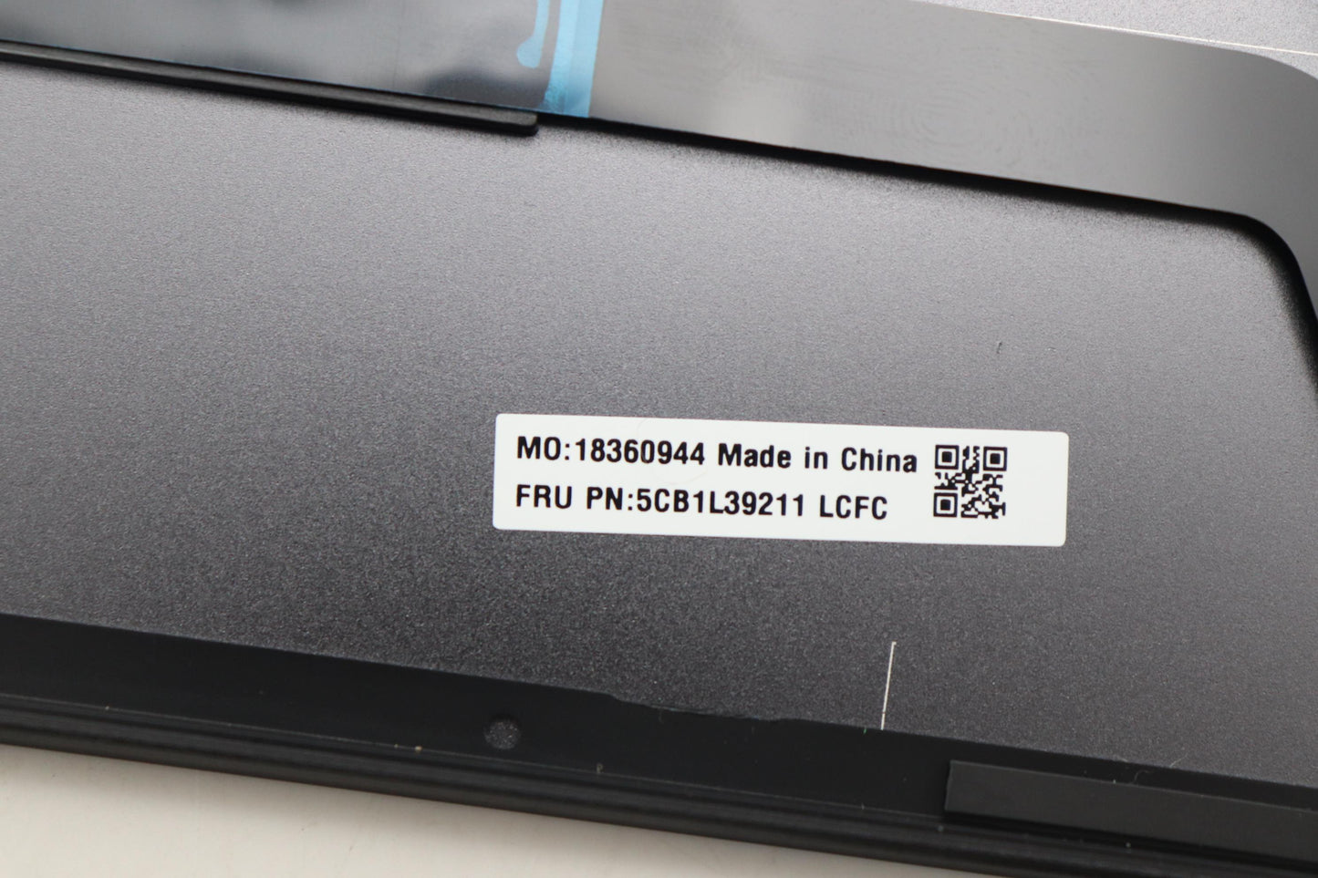 Lenovo Cover Cover L 21J8 Lcd 165Hz_S - 5CB1L39211