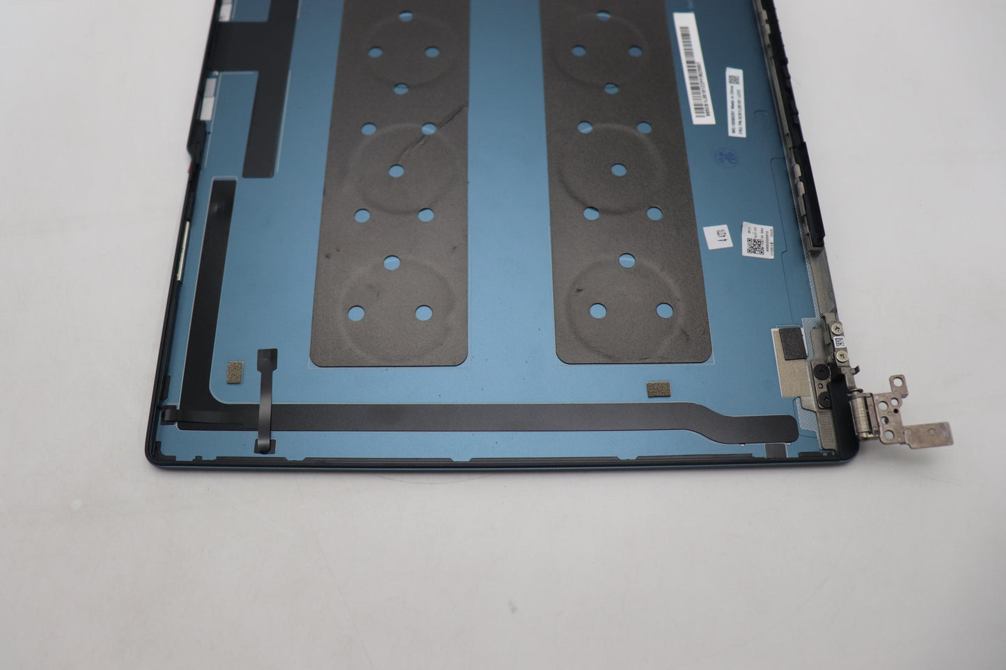 Lenovo Cover Lcd Cover L83By Tt - 5CB1L55181