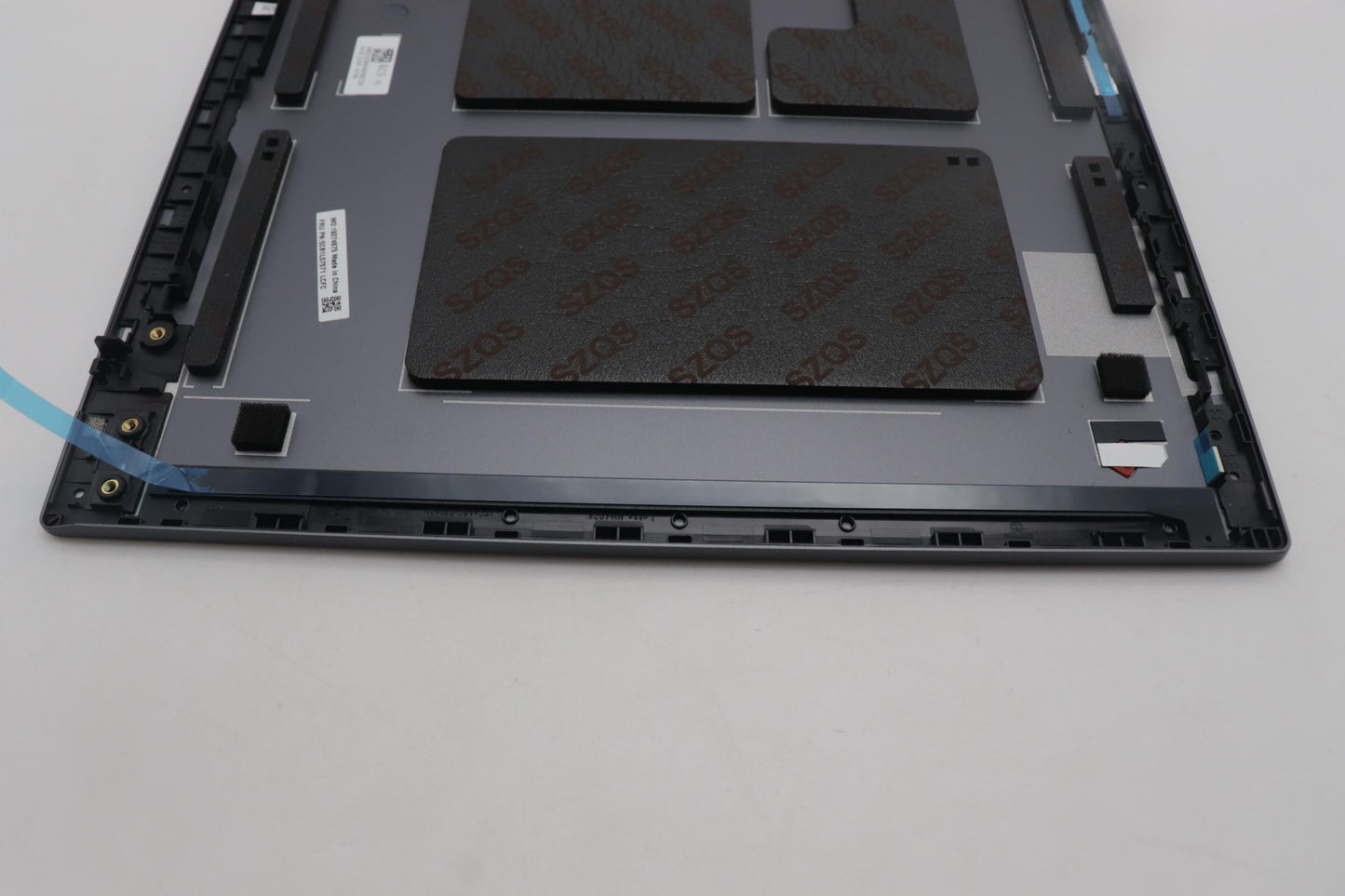 Lenovo Cover Kt6D0_A_Cover_Al_Pg_5M_S - 5CB1L57571