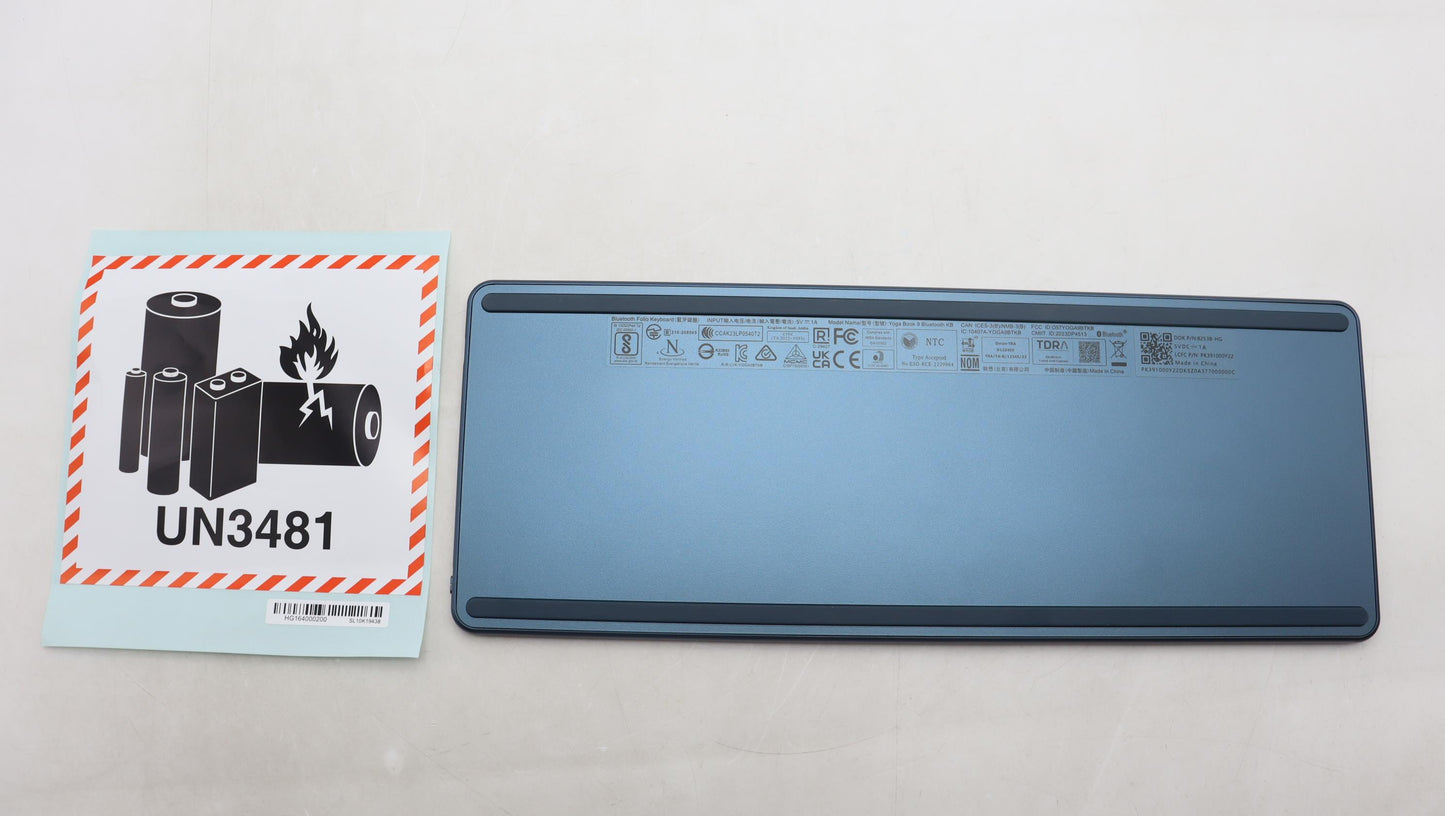 Lenovo Cover Keyboard L82Yq Assy Hun - 5CB1L72103