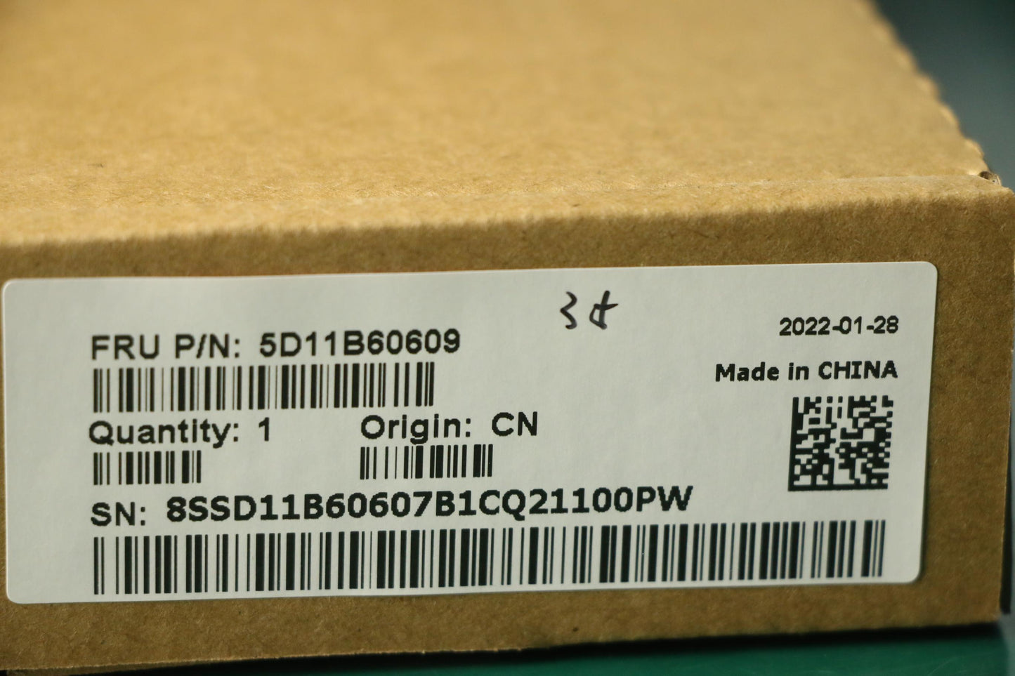 Lenovo 16" WQXGA Display, Anti-Glare, IPS, 100% sRGB - 5D11B60609