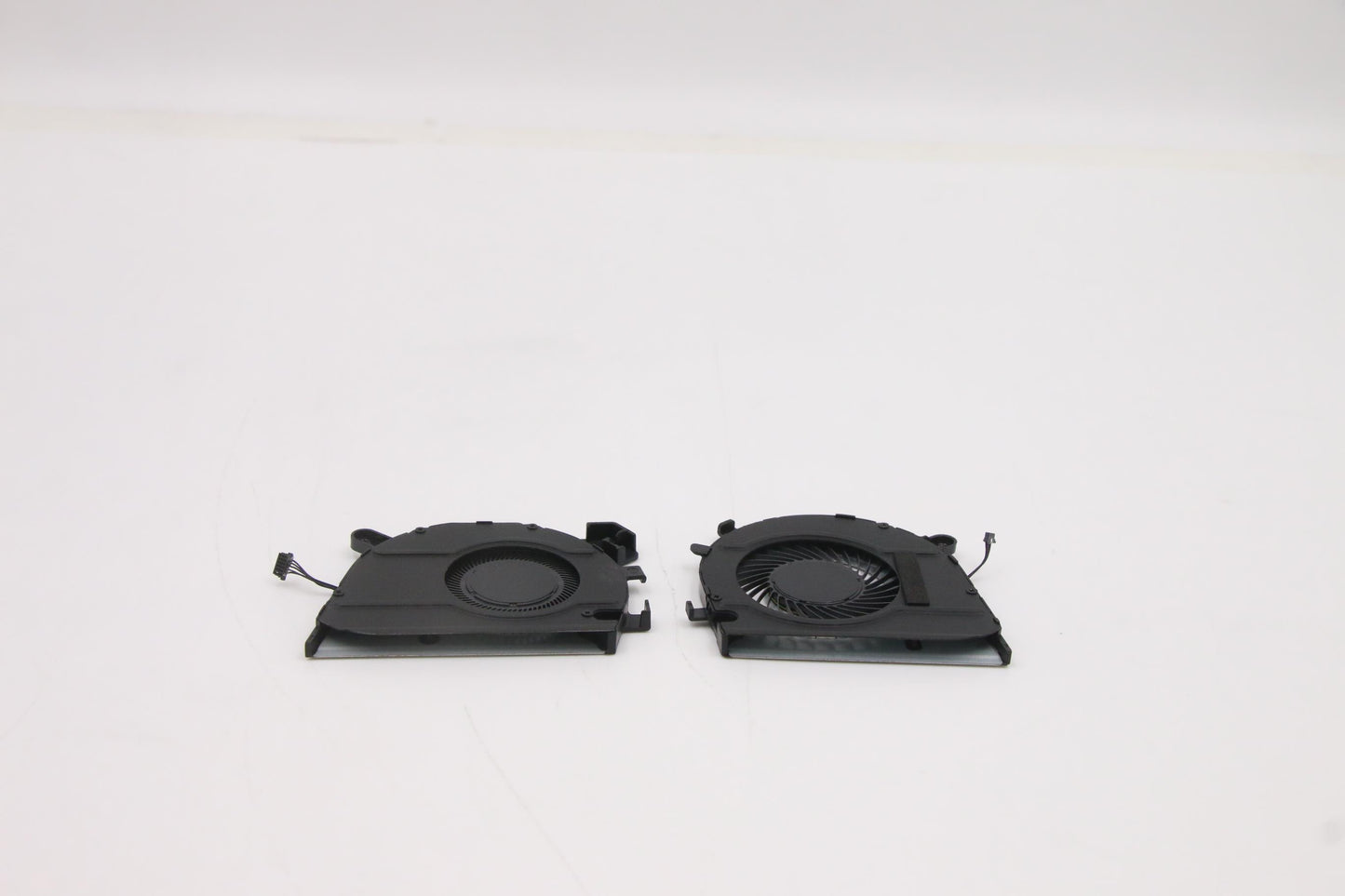 Lenovo Fan System Fan W 82E4 Fcn - 5F10S13935