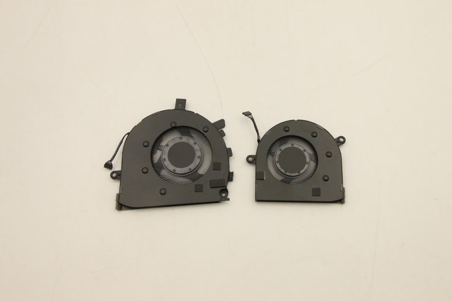 Lenovo Fan Fan L 82Luavc - 5F10S13996